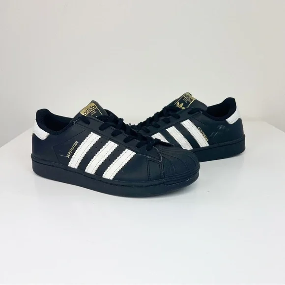 adidas gazelle silver green womens Kid's Originals Superstar Shoes Grade School main image 0